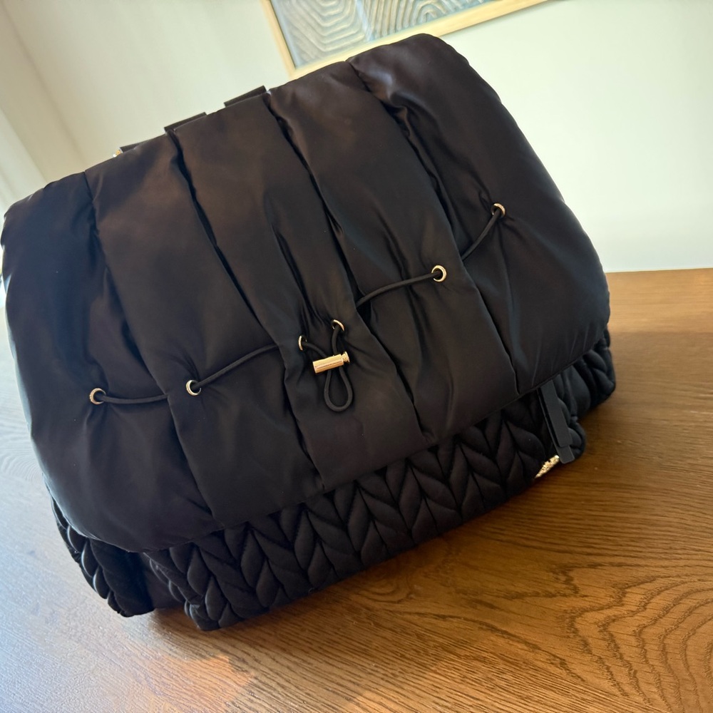 Levy Backpack Black